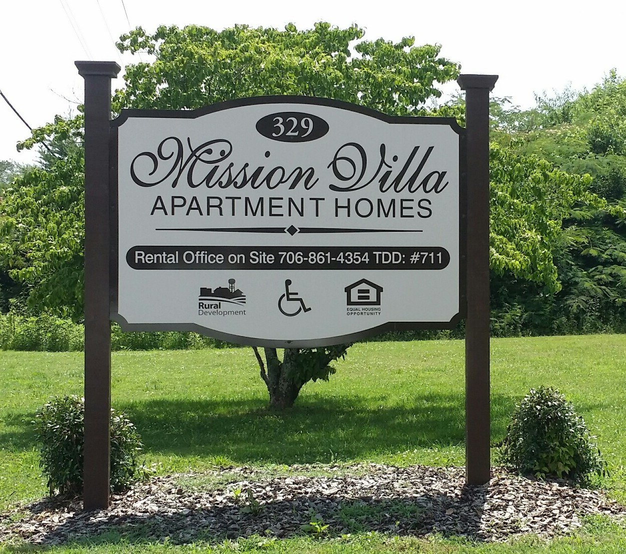 Apartment & HOA - Mission VIlla - Post and Panel Sign